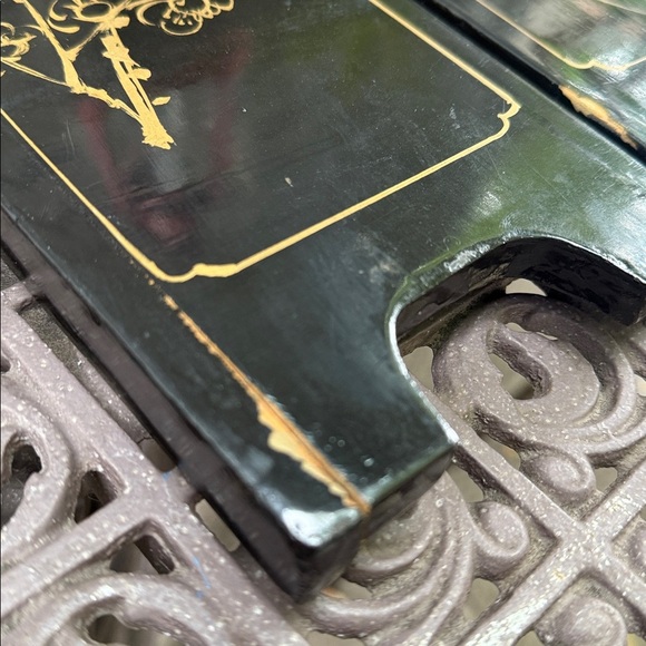 Vintage Japanese Black lacquer w mother of pearl Folding Screen Geishas 18”x14” - Picture 6 of 11